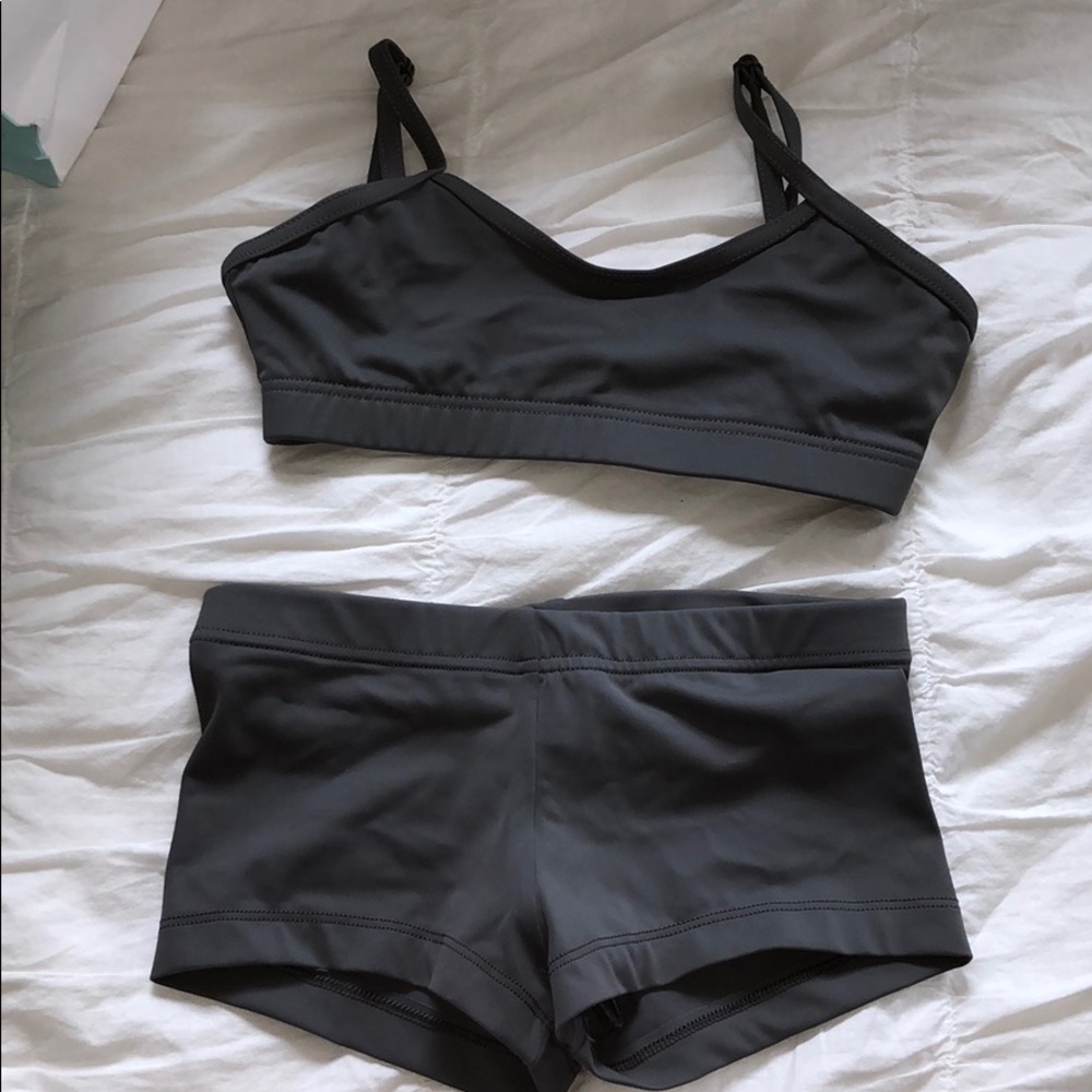 Grey booty short and bra set!